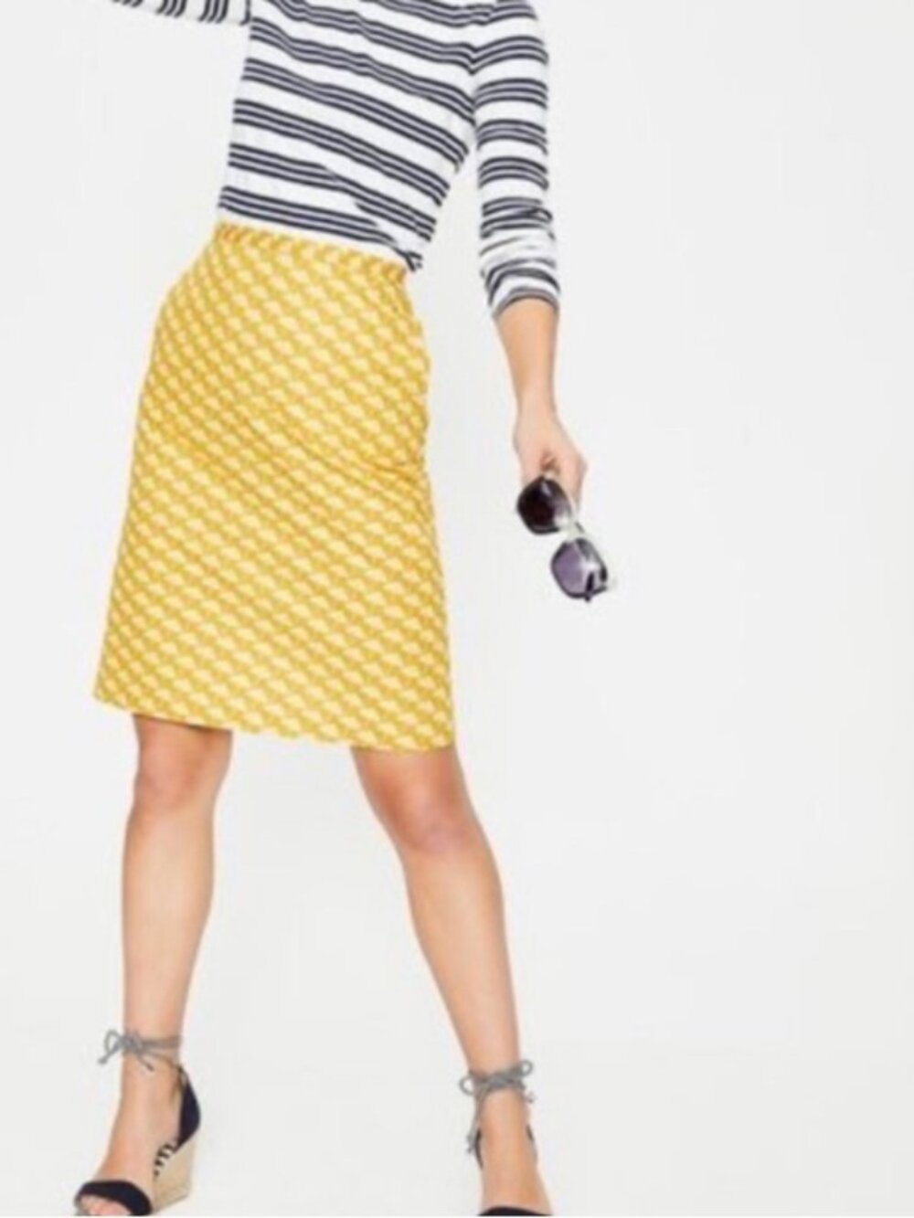 Boden Yellow Pencil Skirt Size 4 Umbrella Pattern 100% Cotton Lined Pockets